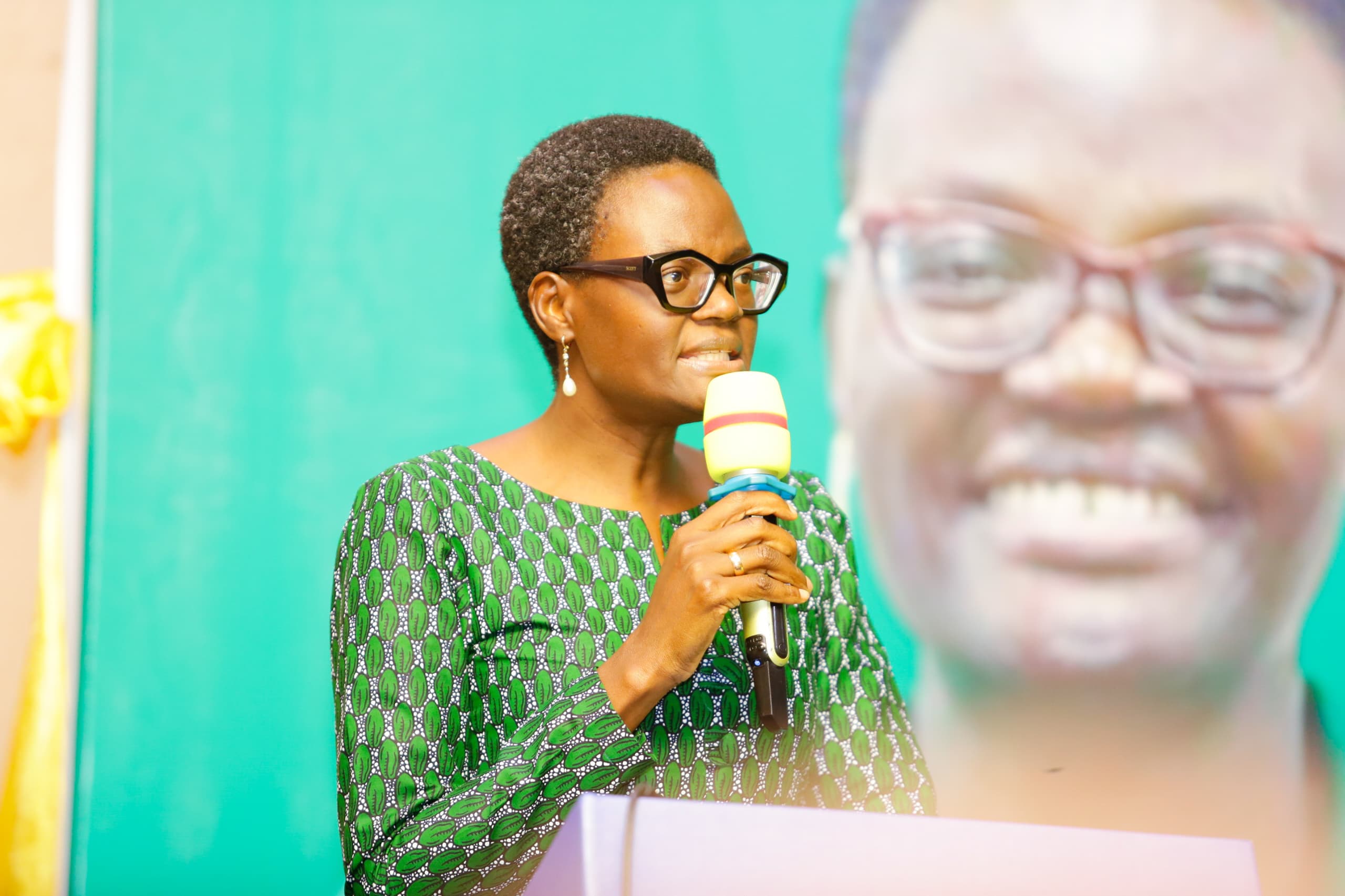 SPIKA WA BUNGE DK TULIA AWATAKA VIJANA WA VYUO KUJITOKEZA KUPIGA KURA OCTOBA NA KUMCHAGUA RAIS DK SAMIA.
